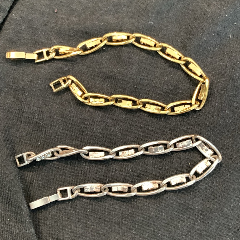 Bracelets - Picture 4 of 4